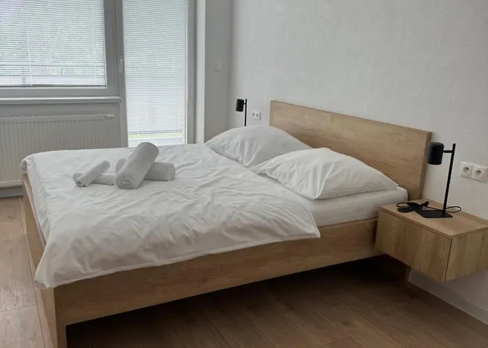 Lesná 3, Apartamento *